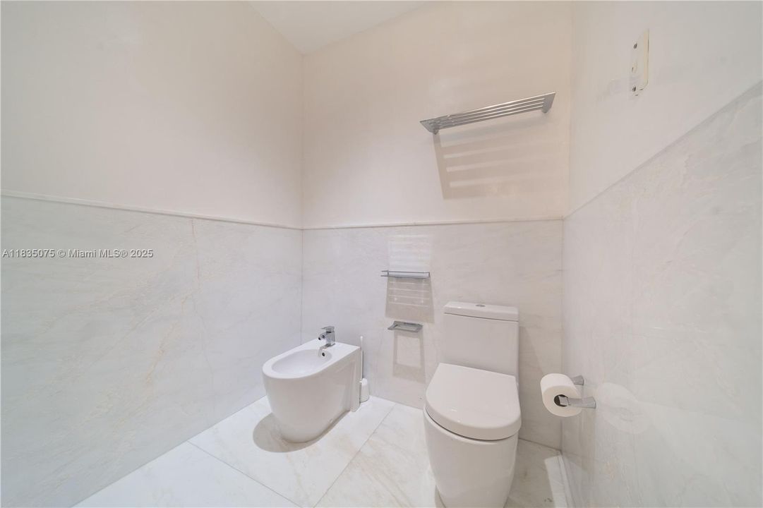 North Wing Master Bathroom