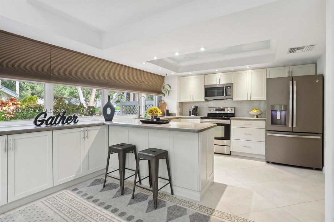 На продажу: $390,000 (3 спален, 2 ванн, 1272 Квадратных фут)