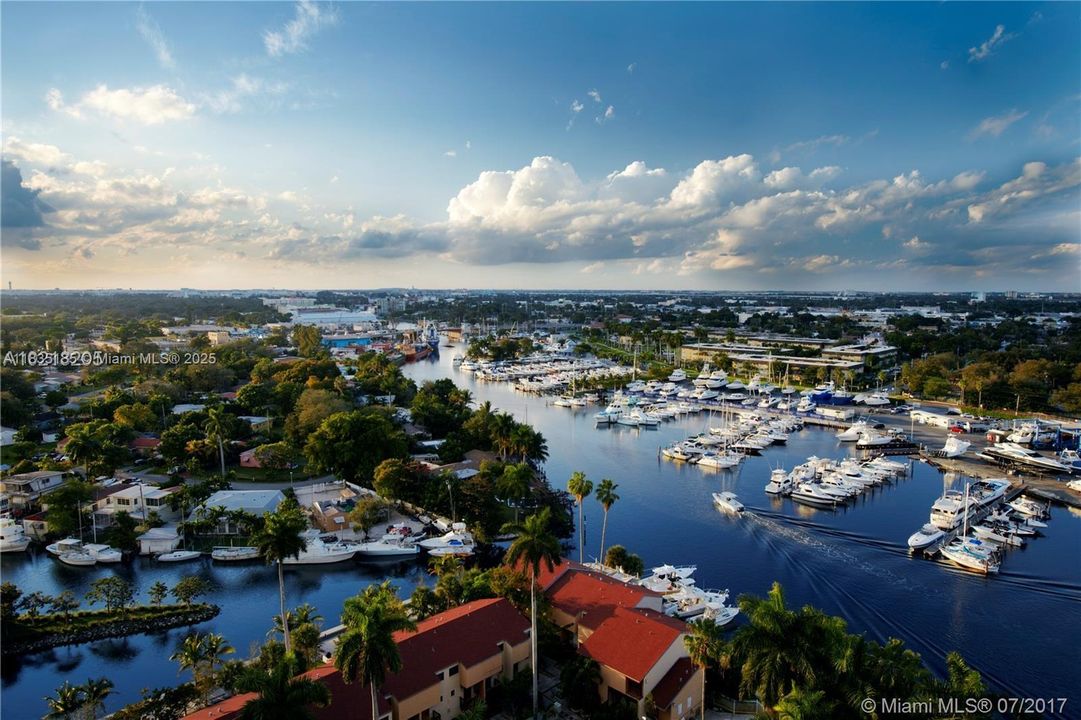 West view of the Balcony