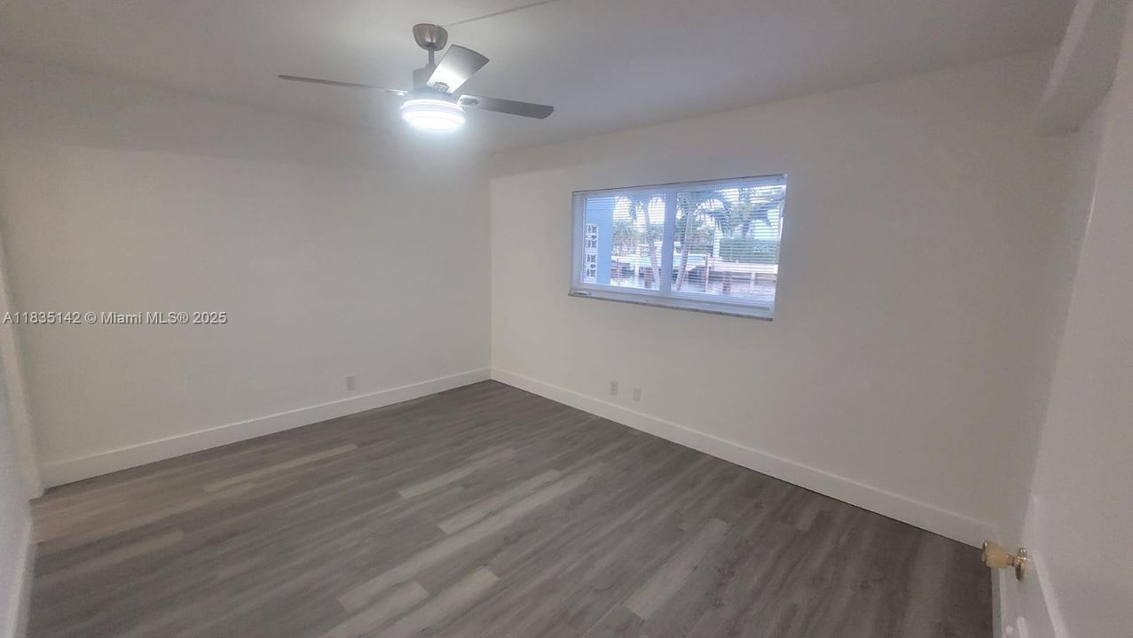 Recientemente alquilado: $2,000 (2 camas, 2 baños, 950 Pies cuadrados)