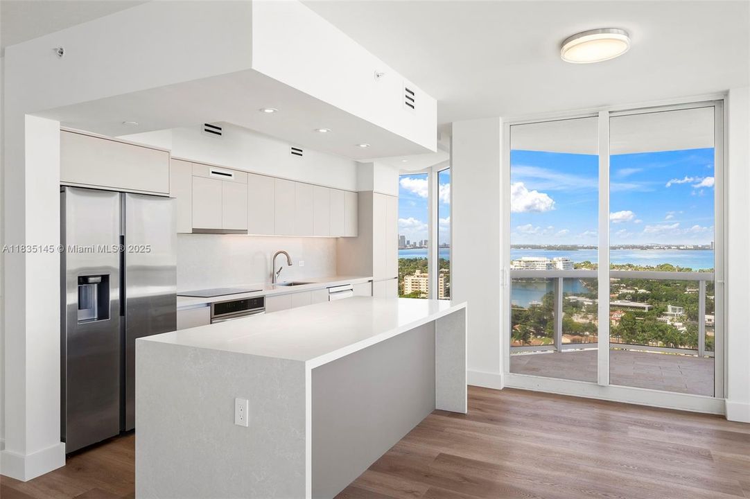 En Venta: $2,265,000 (2 camas, 2 baños, 1380 Pies cuadrados)