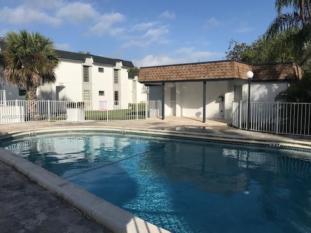 待售: $1,246,900 (0 贝兹, 0 浴室, 960 平方英尺)