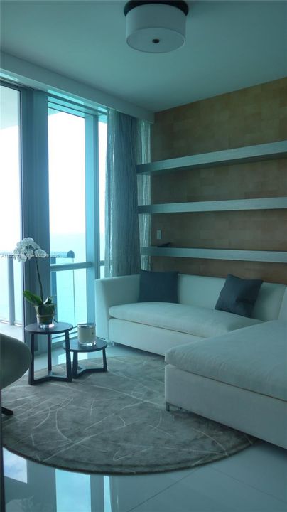 For Sale: $2,790,000 (2 beds, 3 baths, 1487 Square Feet)