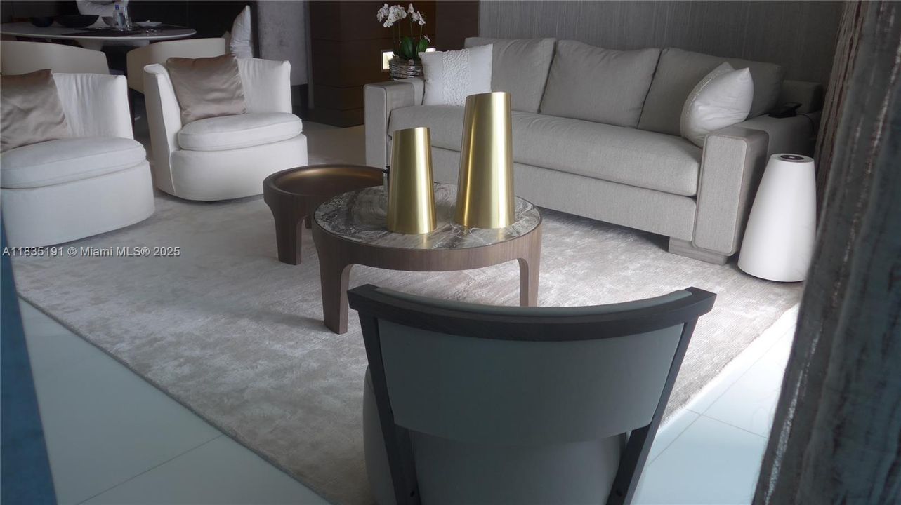 For Sale: $2,790,000 (2 beds, 3 baths, 1487 Square Feet)