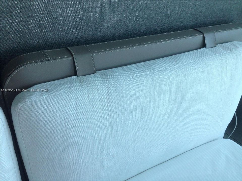 For Sale: $2,790,000 (2 beds, 3 baths, 1487 Square Feet)