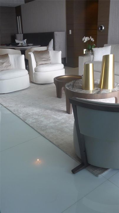 For Sale: $2,790,000 (2 beds, 3 baths, 1487 Square Feet)