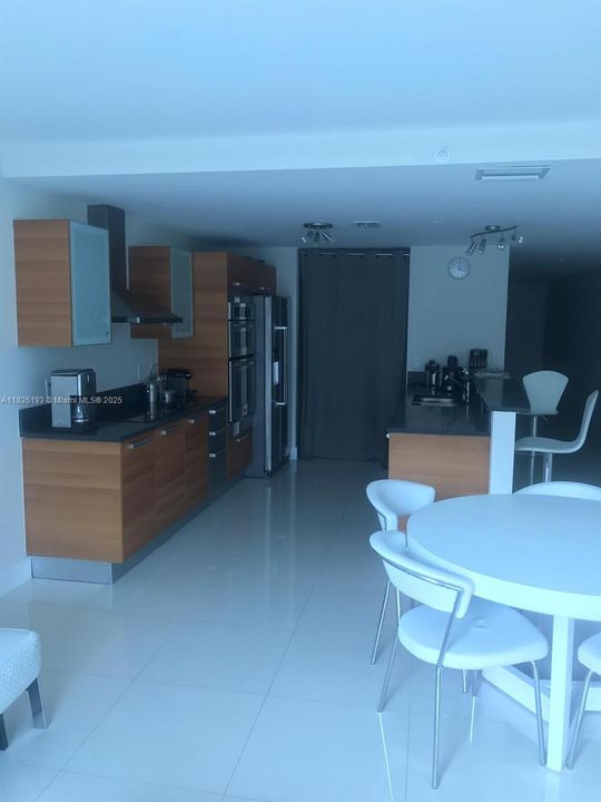 For Sale: $359,000 (0 beds, 1 baths, 779 Square Feet)