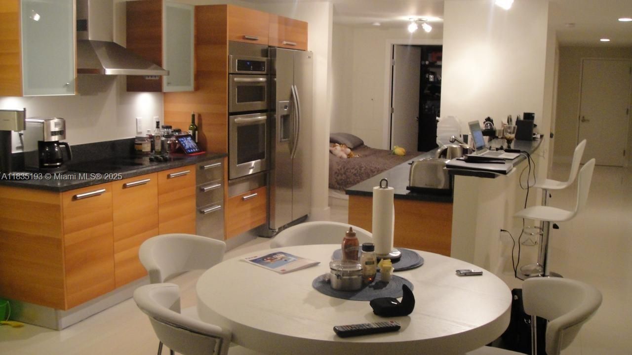 For Sale: $359,000 (0 beds, 1 baths, 779 Square Feet)