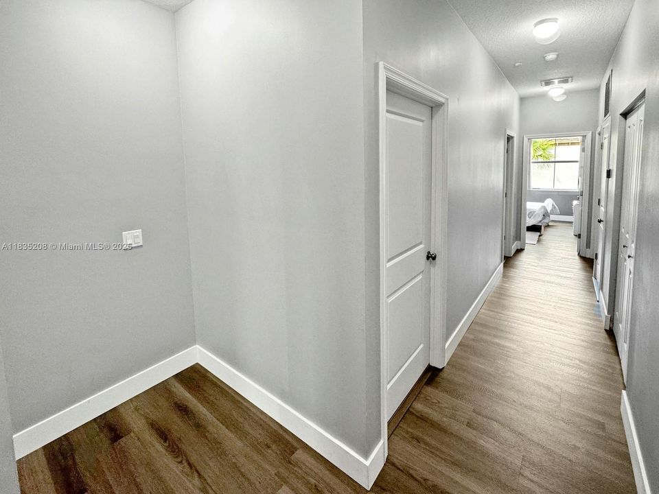 На продажу: $535,000 (3 спален, 2 ванн, 1334 Квадратных фут)