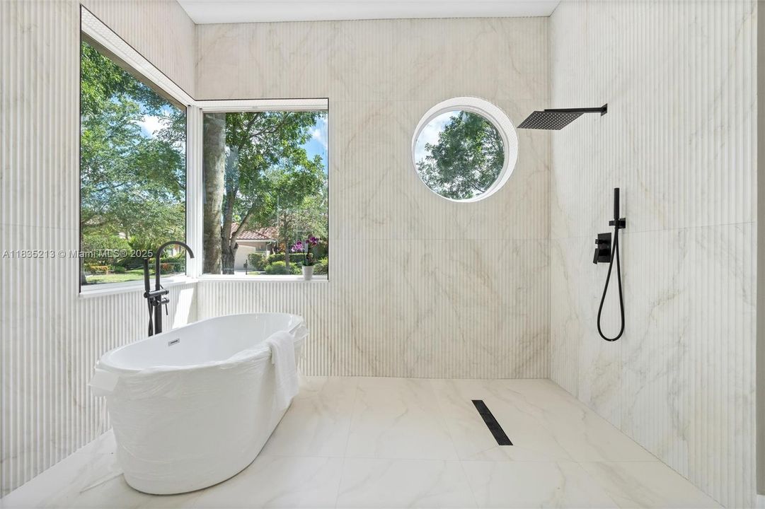 Active With Contract: $1,480,000 (5 beds, 4 baths, 3385 Square Feet)