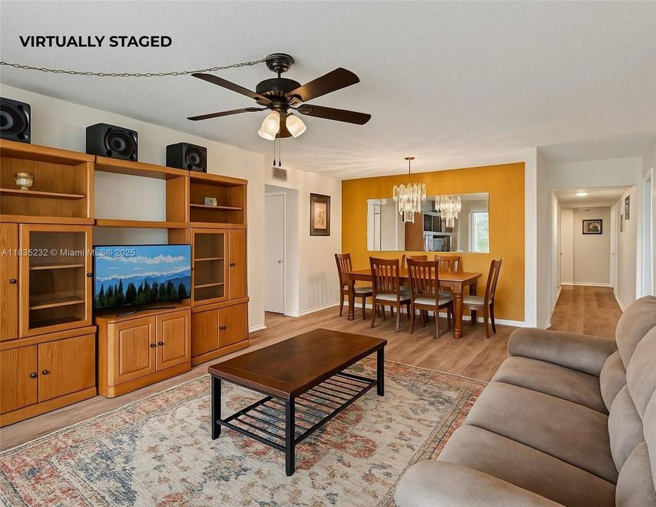 Active With Contract: $199,900 (3 beds, 2 baths, 1365 Square Feet)