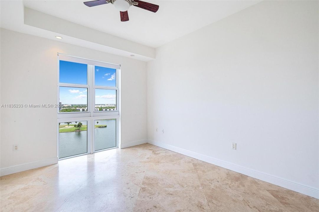 待售: $675,000 (2 贝兹, 2 浴室, 1312 平方英尺)