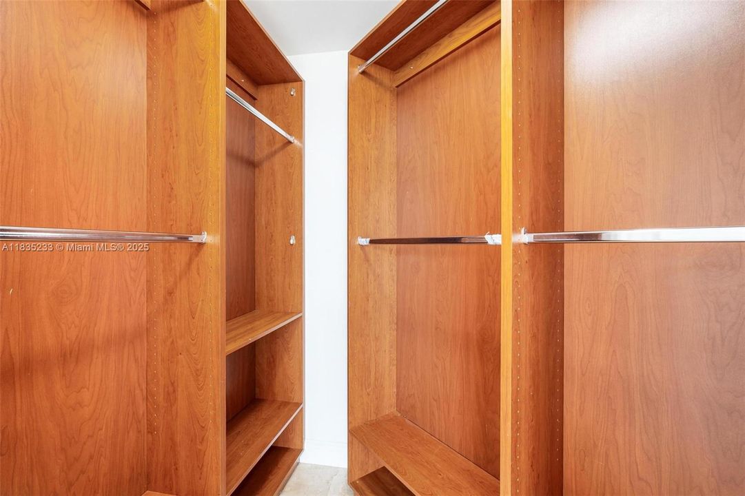 待售: $675,000 (2 贝兹, 2 浴室, 1312 平方英尺)