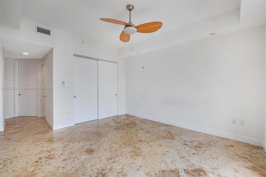 待售: $675,000 (2 贝兹, 2 浴室, 1312 平方英尺)