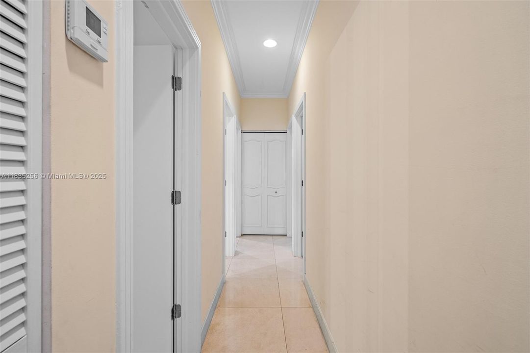 For Sale: $4,050,000 (7 beds, 6 baths, 5114 Square Feet)