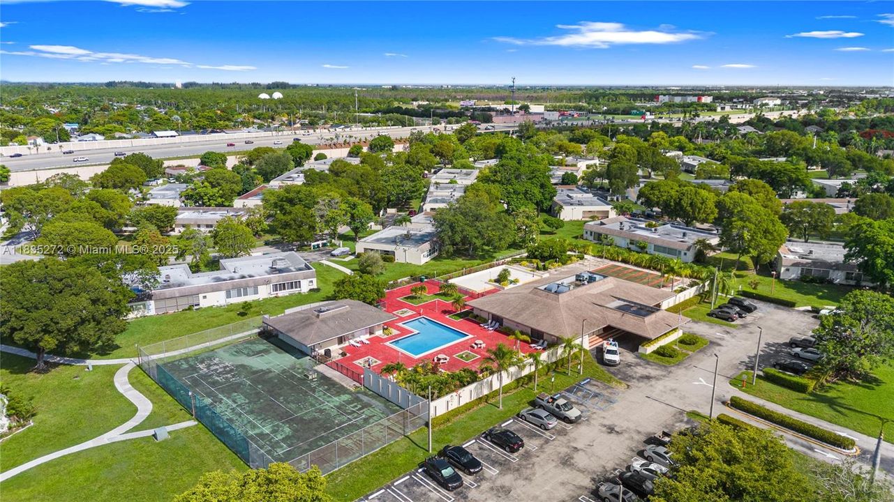 Activo con contrato: $164,900 (1 camas, 1 baños, 935 Pies cuadrados)