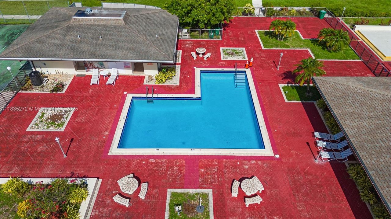 Activo con contrato: $164,900 (1 camas, 1 baños, 935 Pies cuadrados)