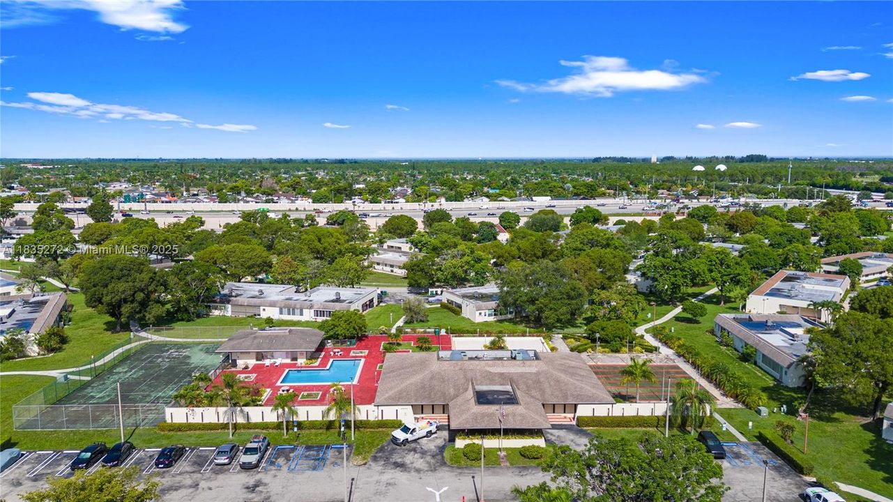 Activo con contrato: $164,900 (1 camas, 1 baños, 935 Pies cuadrados)