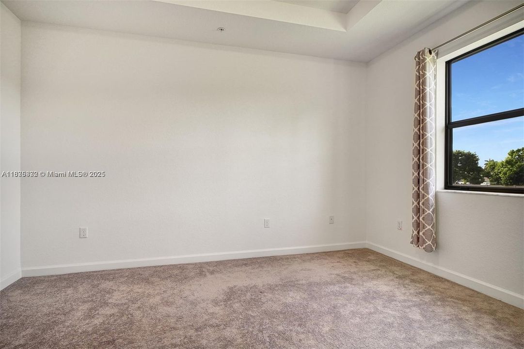 For Rent: $3,198 (3 beds, 2 baths, 1468 Square Feet)