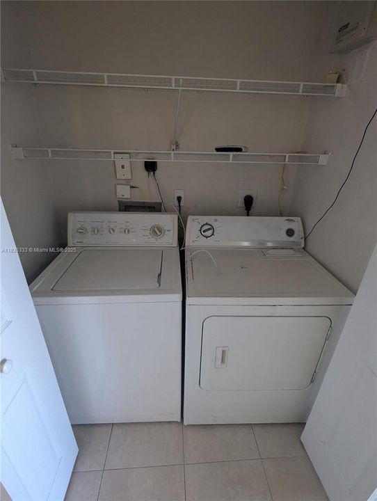 En Venta: $245,000 (1 camas, 1 baños, 696 Pies cuadrados)