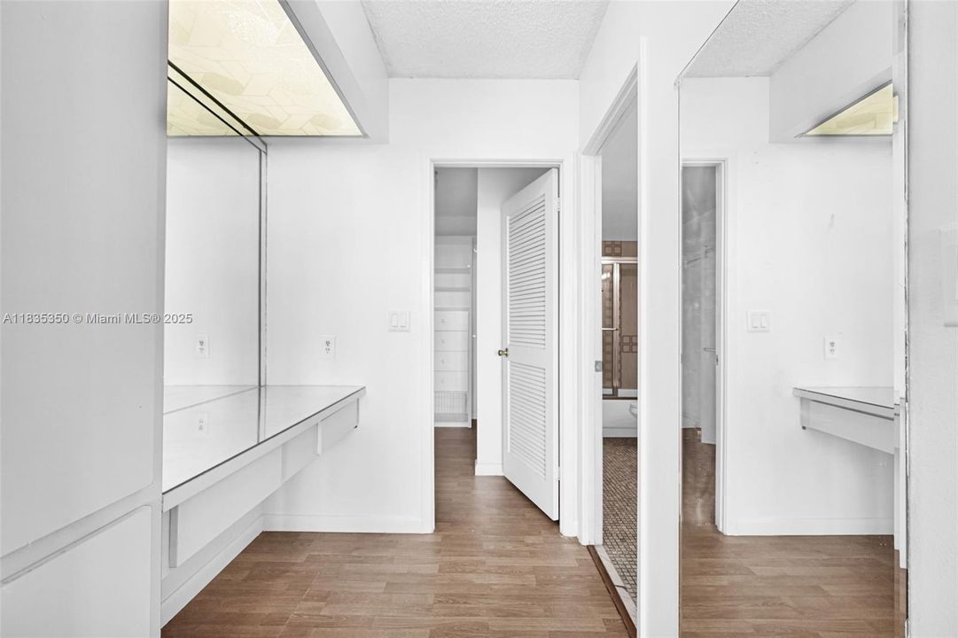 Vendido Recientemente: $265,000 (2 camas, 2 baños, 1280 Pies cuadrados)