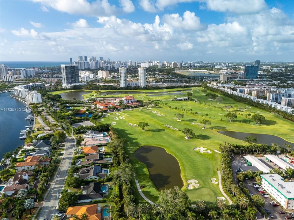 Vendido Recientemente: $265,000 (2 camas, 2 baños, 1280 Pies cuadrados)