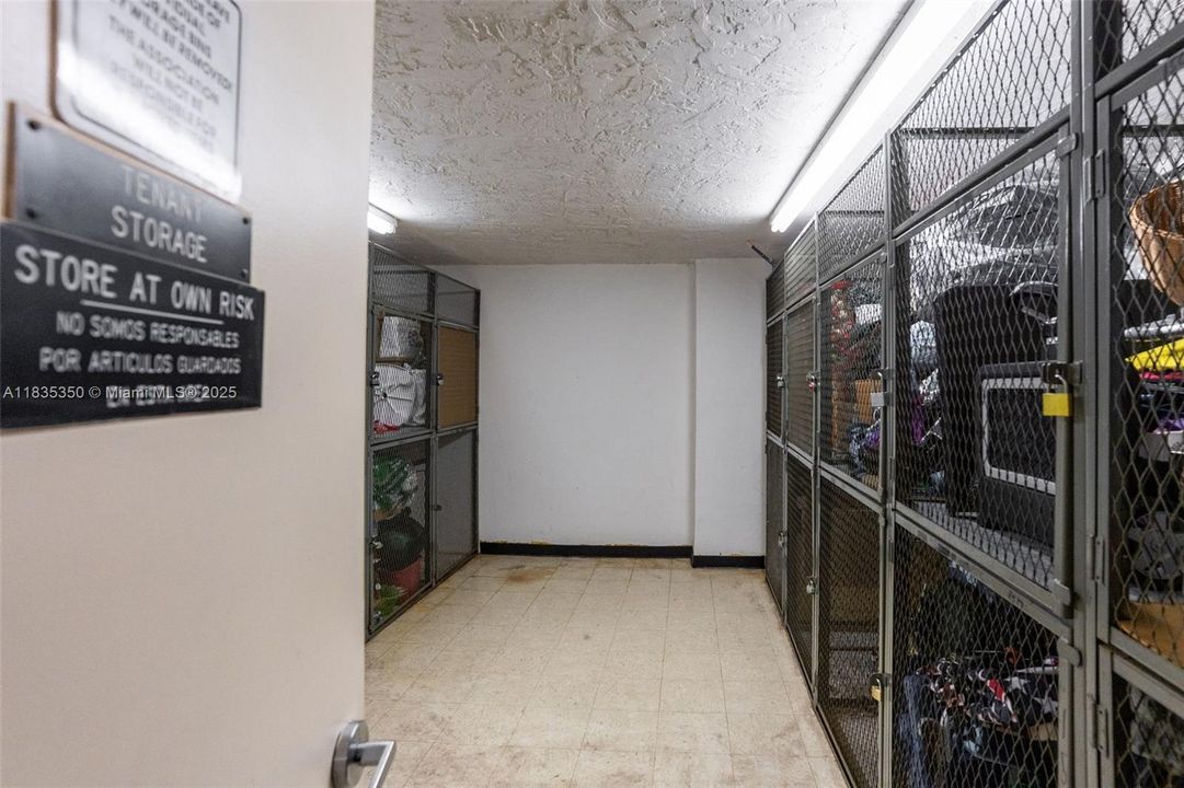 Vendido Recientemente: $265,000 (2 camas, 2 baños, 1280 Pies cuadrados)