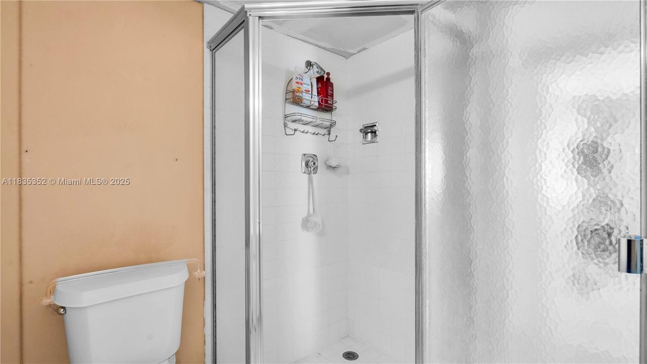 Vendido Recientemente: $750,000 (2 camas, 2 baños, 1005 Pies cuadrados)