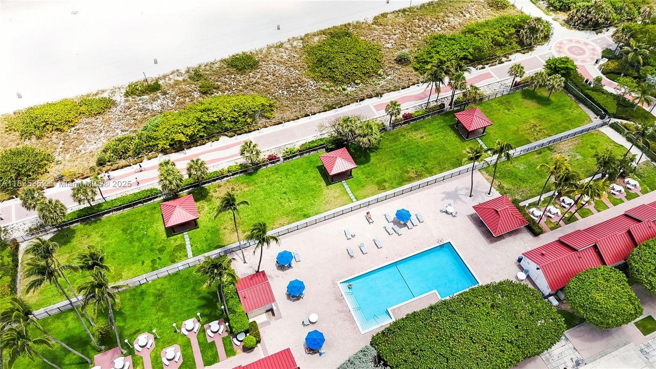 Vendido Recientemente: $750,000 (2 camas, 2 baños, 1005 Pies cuadrados)