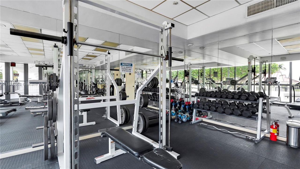 Vendido Recientemente: $750,000 (2 camas, 2 baños, 1005 Pies cuadrados)