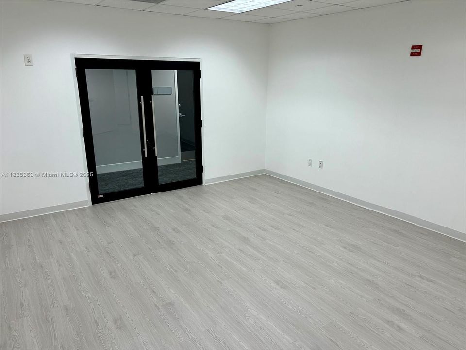 出租: $48 (0 贝兹, 0 浴室, 0 平方英尺)