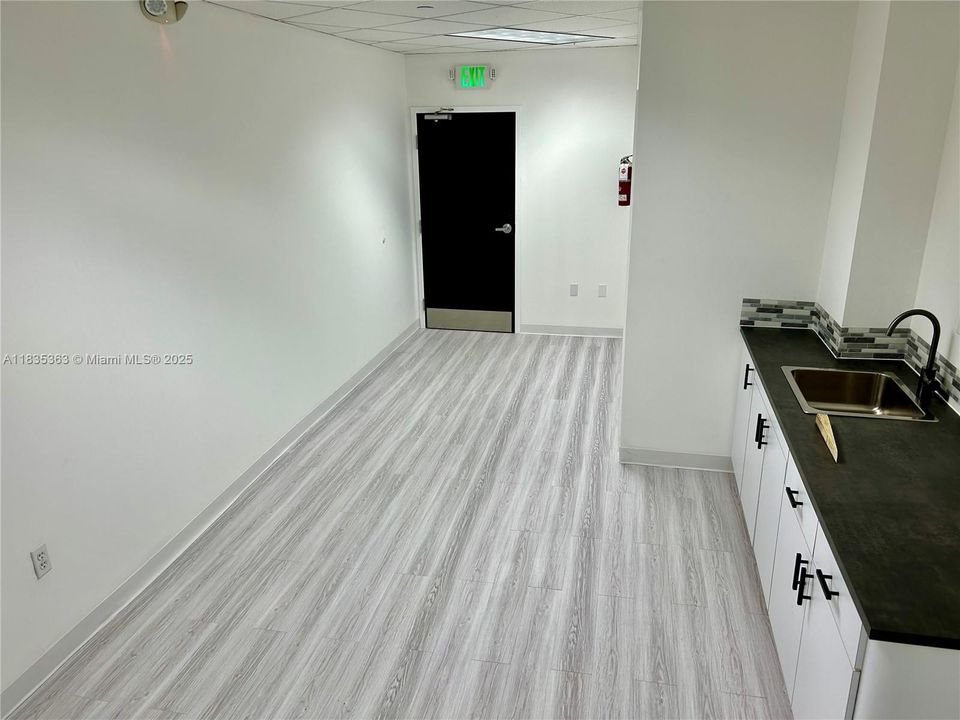 出租: $48 (0 贝兹, 0 浴室, 0 平方英尺)