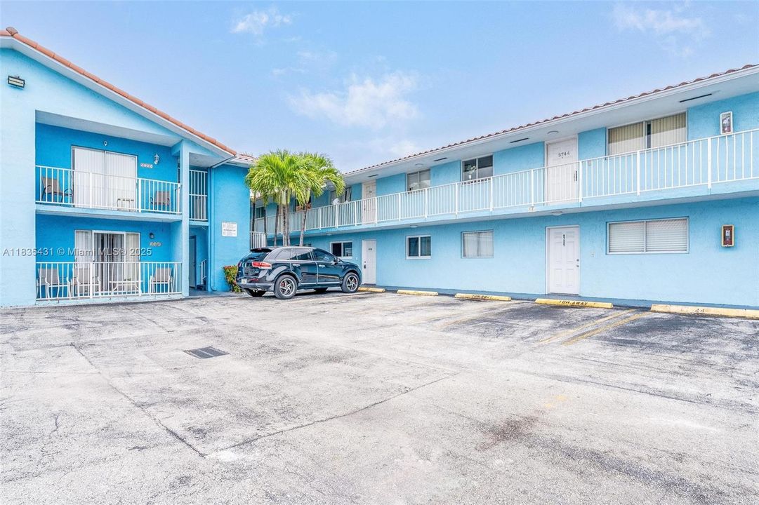 Vendido Recientemente: $199,900 (2 camas, 1 baños, 696 Pies cuadrados)