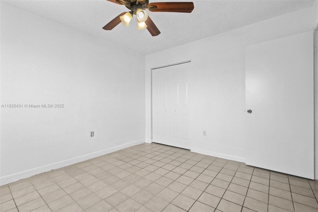 Vendido Recientemente: $199,900 (2 camas, 1 baños, 696 Pies cuadrados)