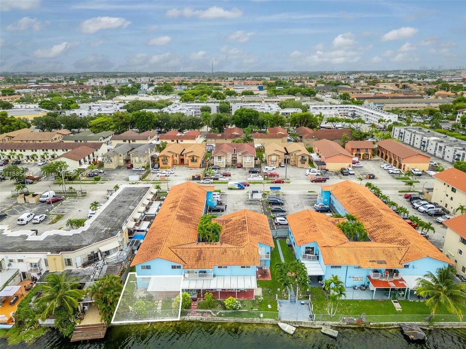 Vendido Recientemente: $199,900 (2 camas, 1 baños, 696 Pies cuadrados)