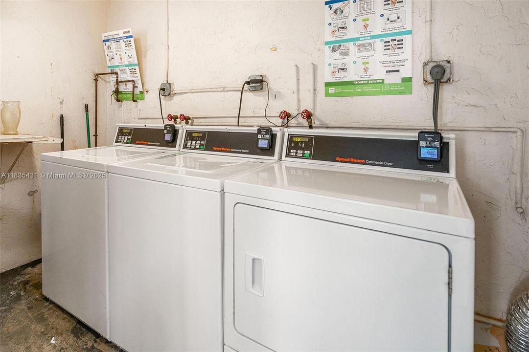 Vendido Recientemente: $199,900 (2 camas, 1 baños, 696 Pies cuadrados)