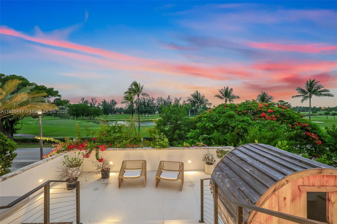 For Sale: $11,995,000 (5 beds, 6 baths, 5214 Square Feet)