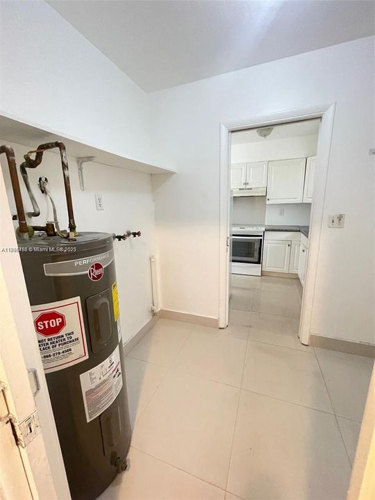 На продажу: $1,199,000 (0 спален, 0 ванн, 2690 Квадратных фут)