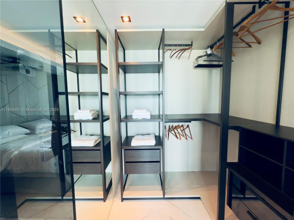 En Venta: $1,950,000 (1 camas, 1 baños, 1008 Pies cuadrados)