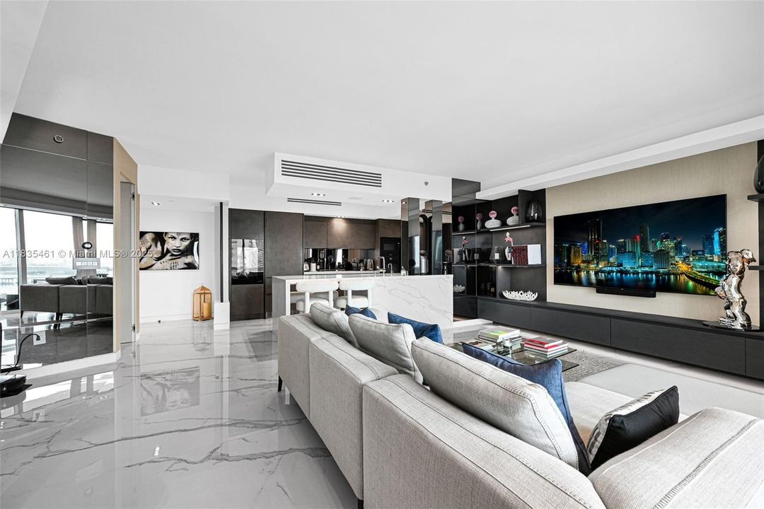 En Venta: $1,950,000 (1 camas, 1 baños, 1008 Pies cuadrados)