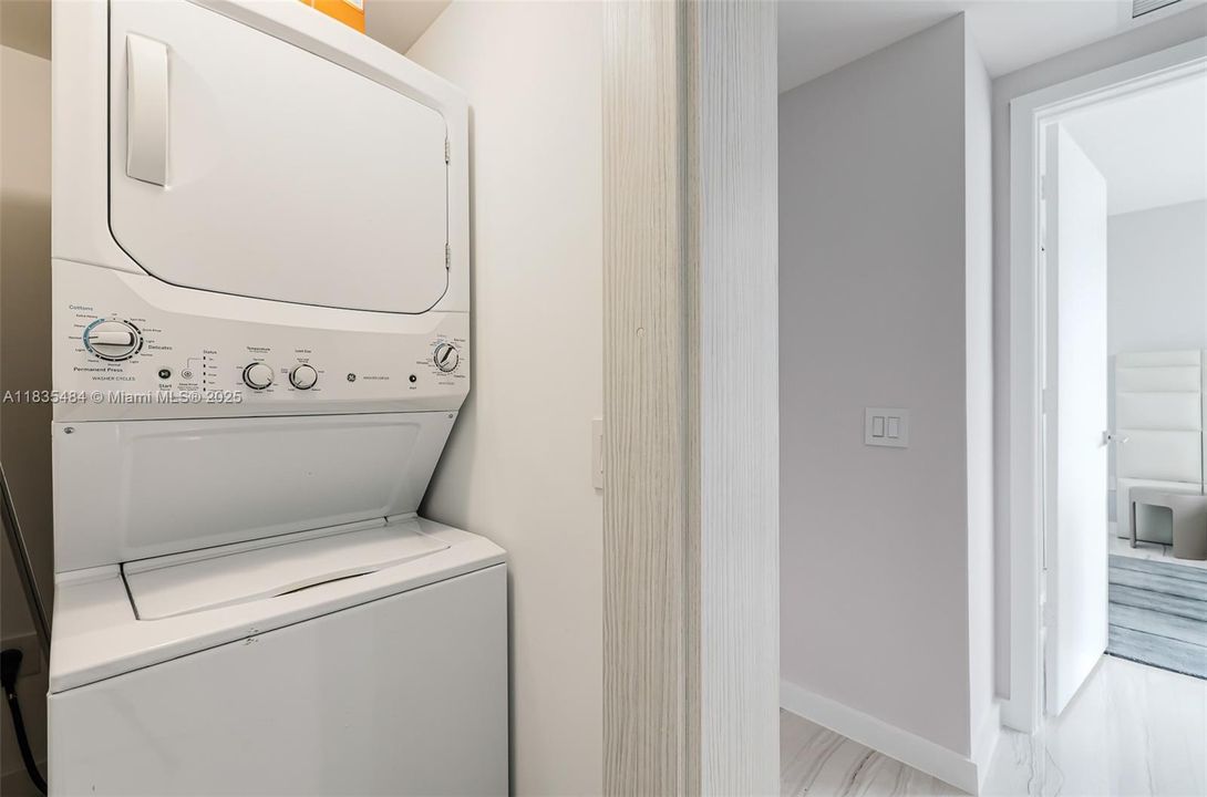 En Venta: $2,200,000 (3 camas, 3 baños, 1634 Pies cuadrados)
