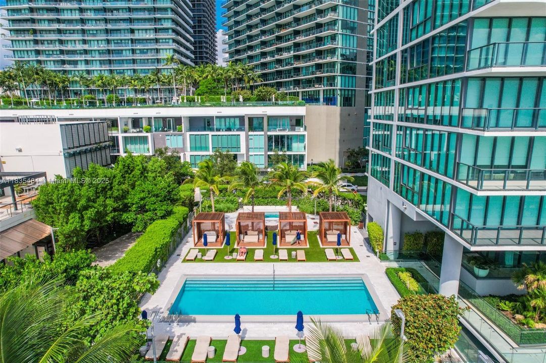 En Venta: $2,200,000 (3 camas, 3 baños, 1634 Pies cuadrados)