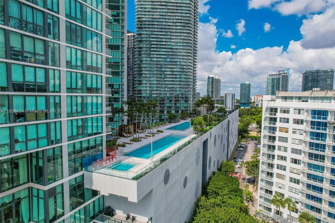 En Venta: $2,200,000 (3 camas, 3 baños, 1634 Pies cuadrados)