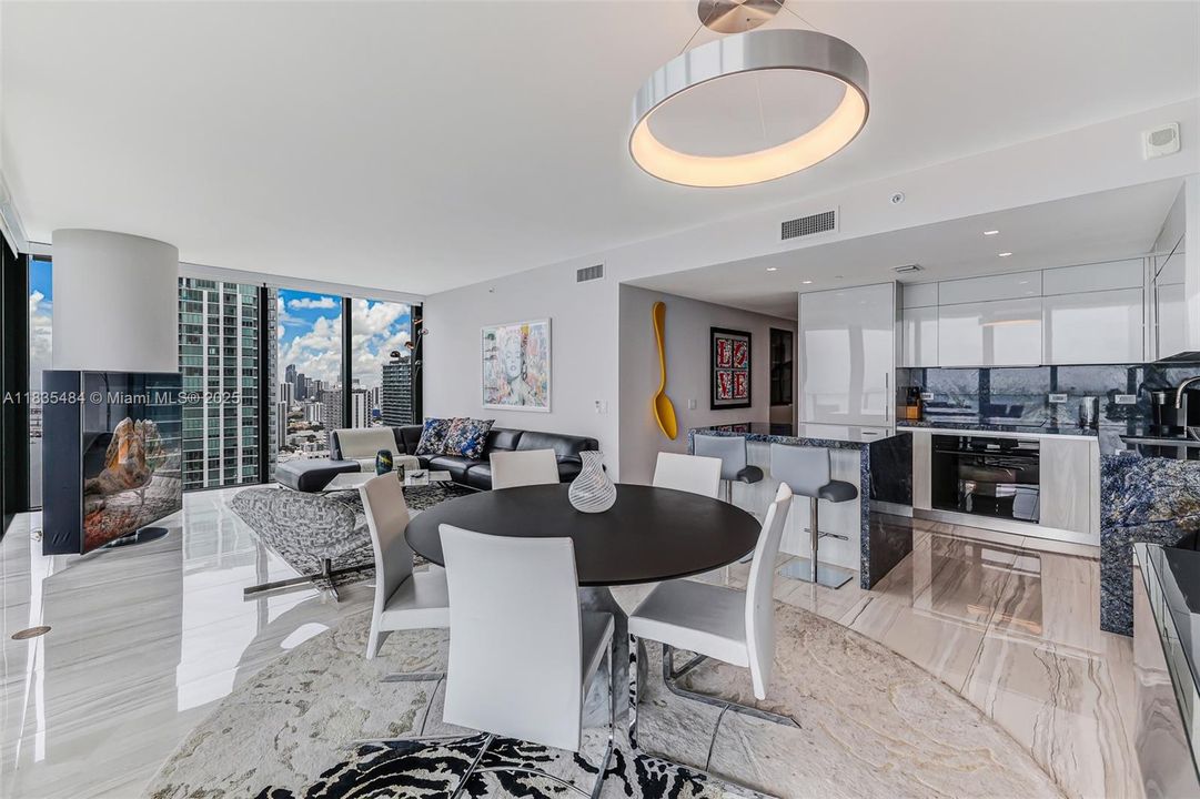 Dining area, living room