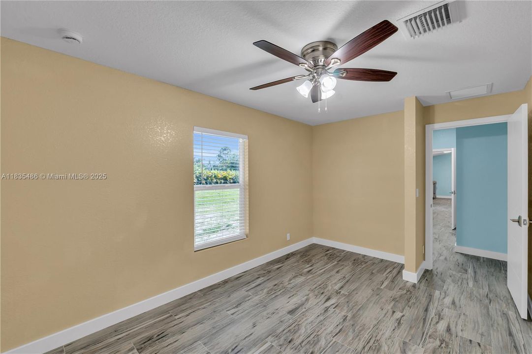 For Sale: $608,000 (3 beds, 2 baths, 1700 Square Feet)