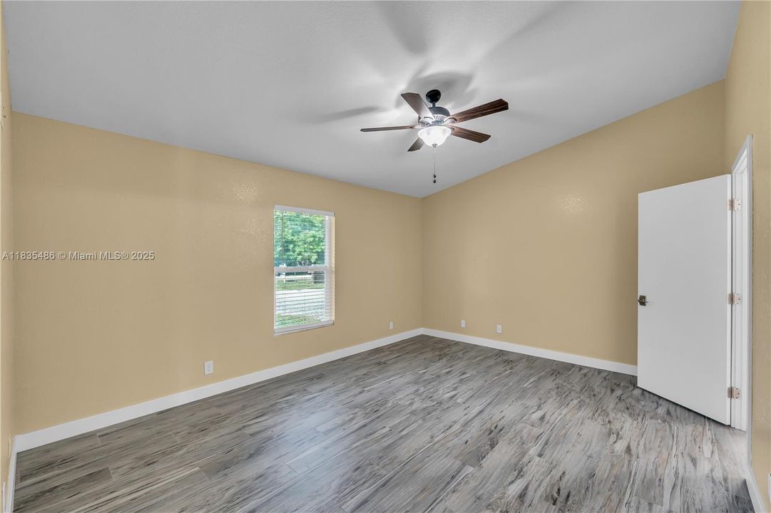 For Sale: $608,000 (3 beds, 2 baths, 1700 Square Feet)