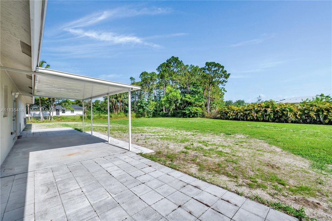 For Sale: $608,000 (3 beds, 2 baths, 1700 Square Feet)