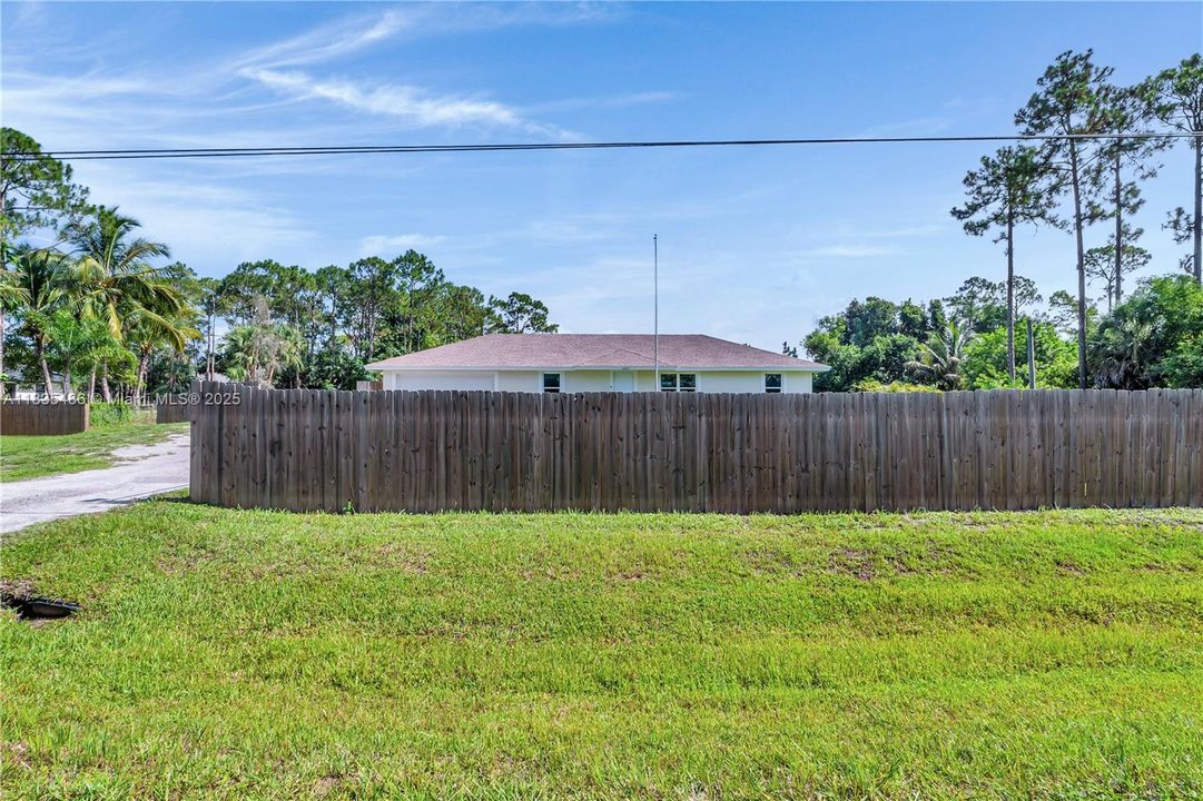 For Sale: $608,000 (3 beds, 2 baths, 1700 Square Feet)