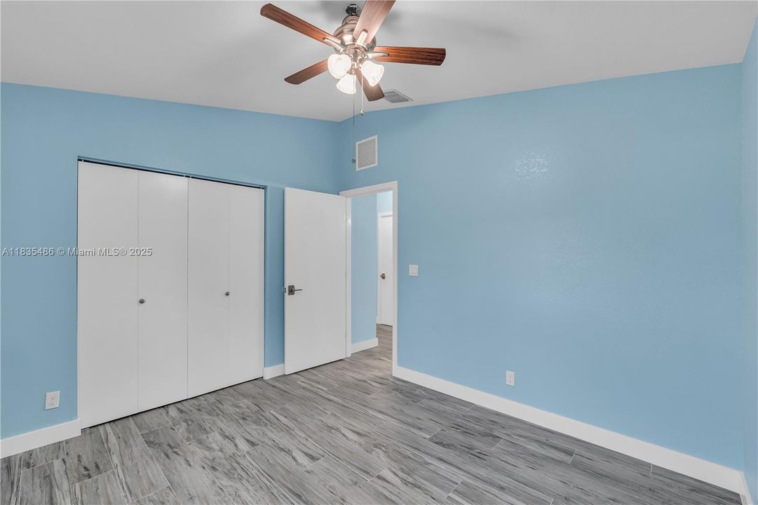 For Sale: $608,000 (3 beds, 2 baths, 1700 Square Feet)