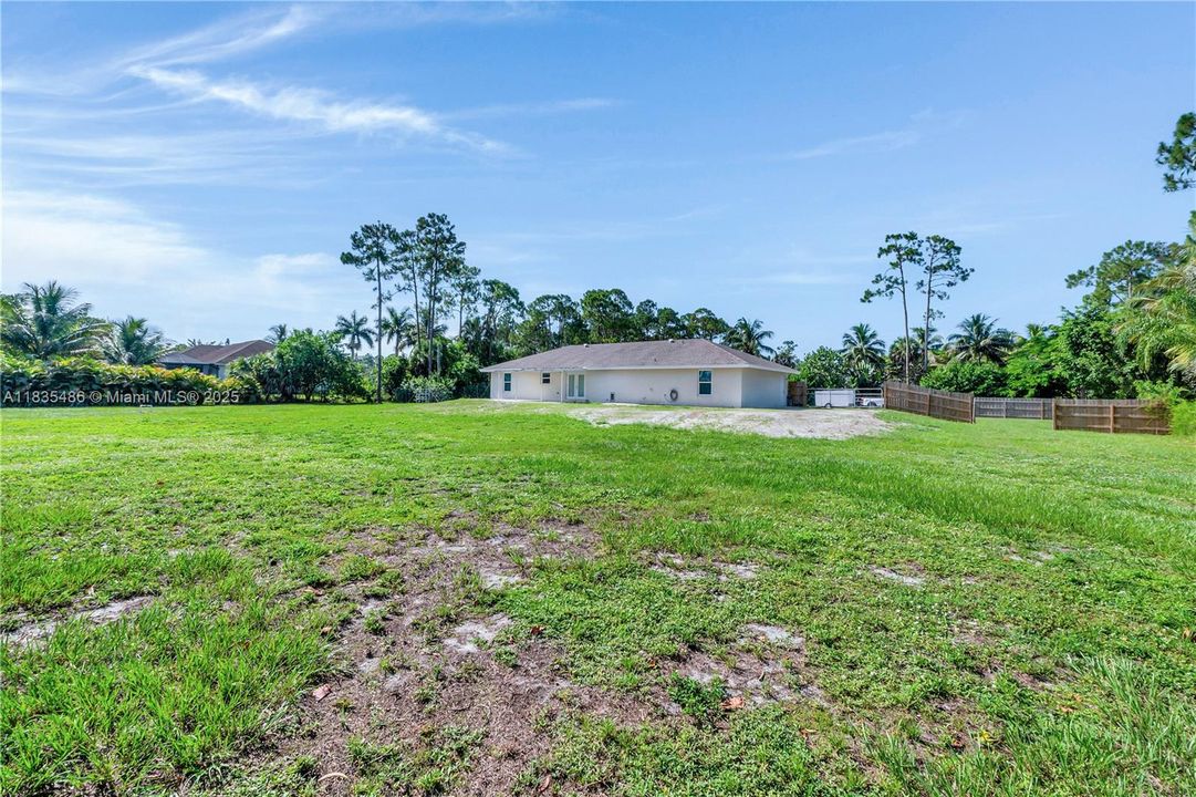 For Sale: $608,000 (3 beds, 2 baths, 1700 Square Feet)